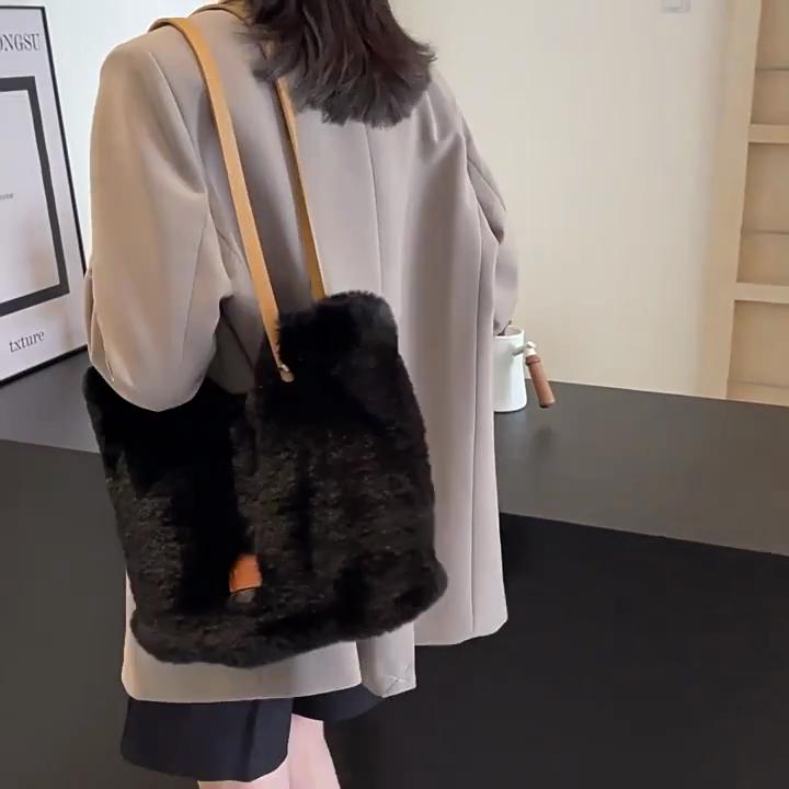 Yogodlns Women Plush Shoulder Bag Fluffy Furry Satchel Bag Large Capacity Fuzzy Purse Handbag for Work Travel Shopping
