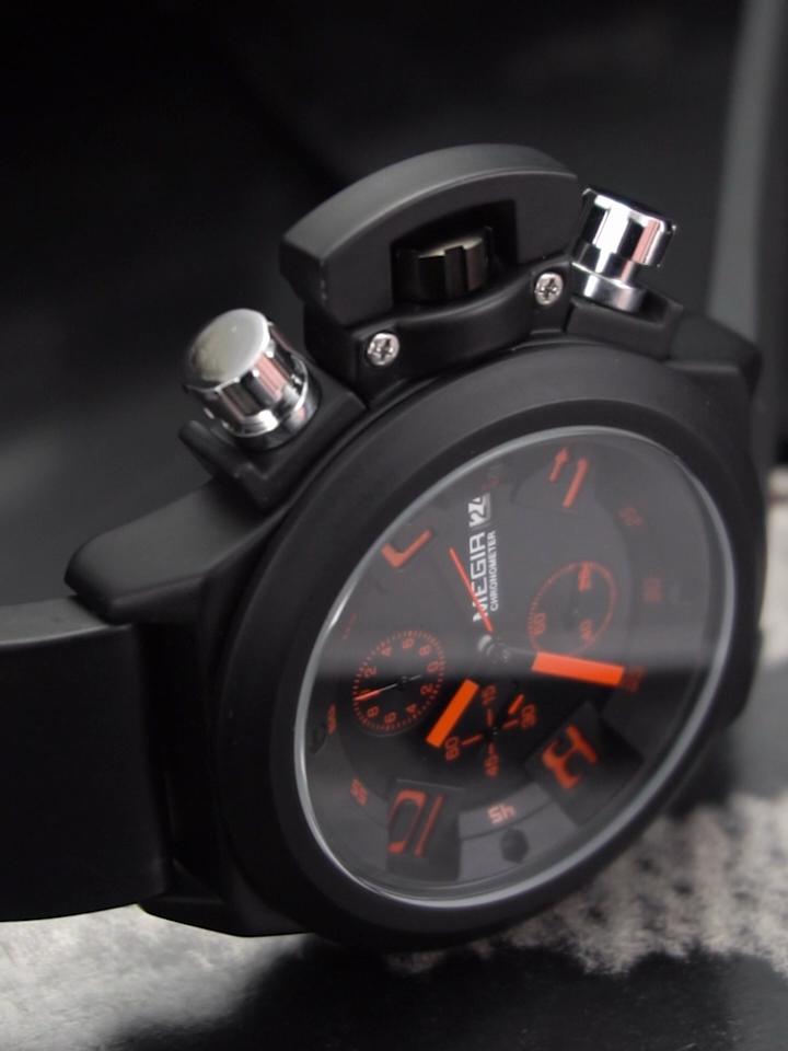 MEGIR Men Watches Luxury Sport Chronograph Waterproof Date Fashion Quartz Wristwatch Big Dial Silicone Strap Clock Relogio Masculino 2002