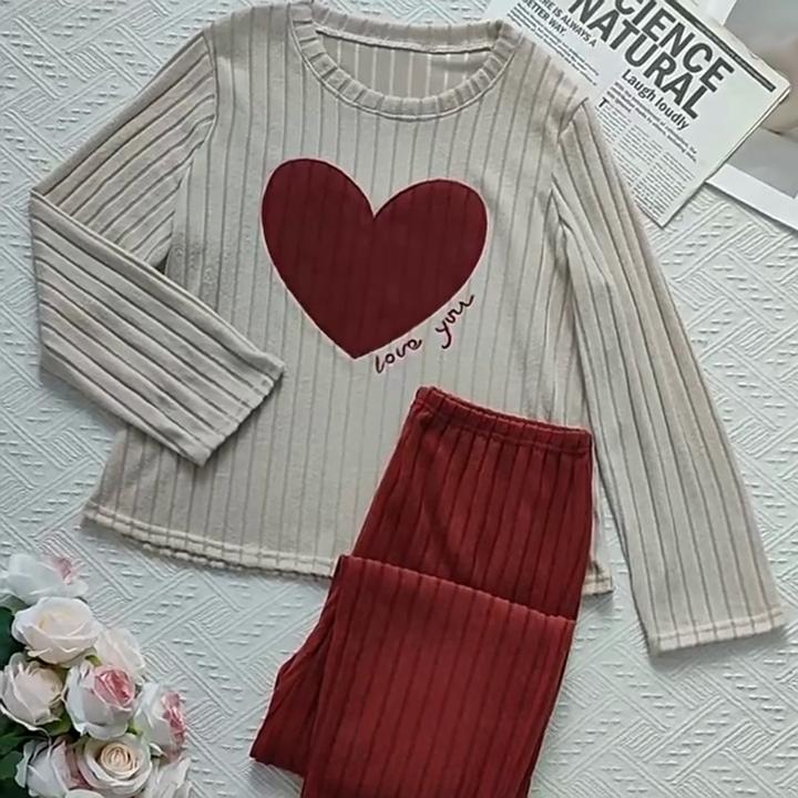 Women’s Heart Embroidered Pajama Set Brushed Long Sleeve Top and Long Pants Loungewear Suitable for Outdoor Wear