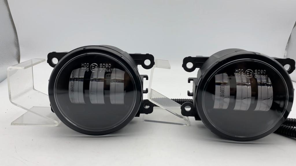 2 шт. Противотуманные фары Фара для Nissan Patrol Y61 2005 2006 2007 2008 2009 Прозрачная линза Передний бампер Противотуманная фара Светодиодная противотуманная фара