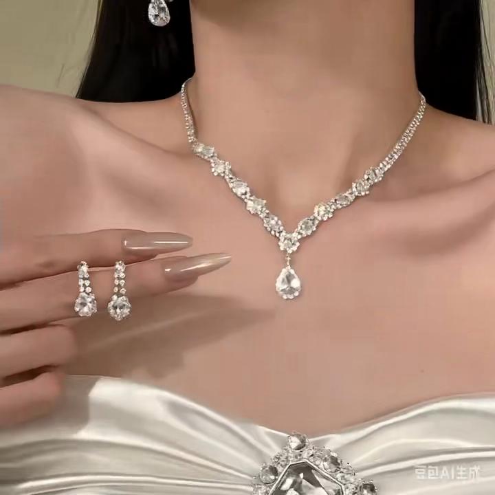 Modeschmuck Damen Wasser Diamant Zirkon Funkelnde Halskette Ohrringe Wassertropfenförmig Leichter Luxus Eleganter Schmuck