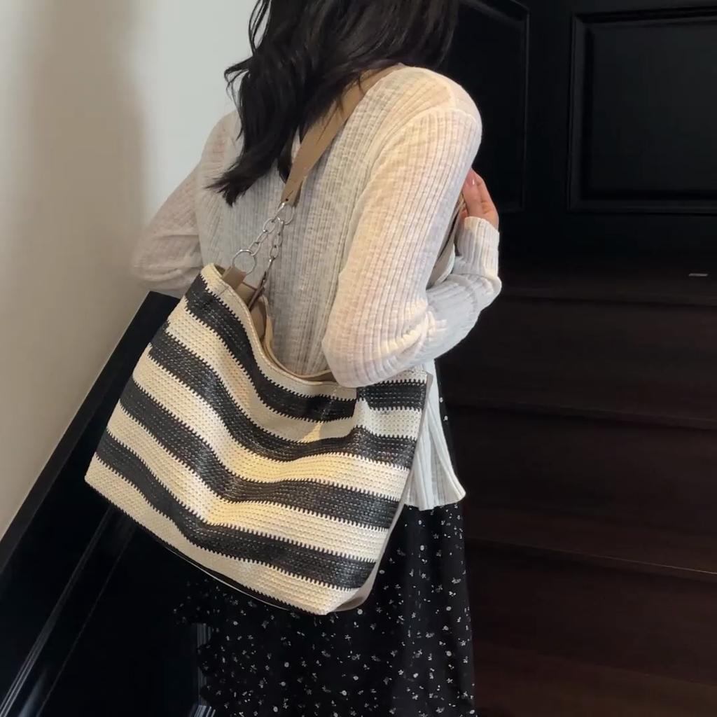 Seaside Holiday Beach Bag Women's Large Capacity Striped Straw Tote Bag