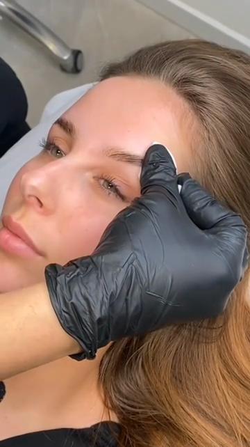 Sada na permanentní zvednutí obočí, lifting obočí, laminaci obočí s potravinářskou fólií, výživou a permovací lotion s keratinem pro domácí použití