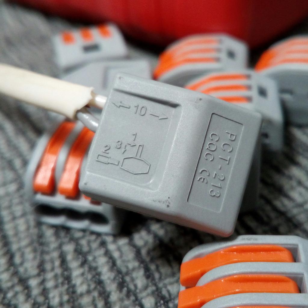 Wago 2200-1201. клеммник wago 5*(0,08-4,0)222 415. клемма wago 3х0,08-2,5 мм 222-413. ваго вов. клеммник 5х(0.