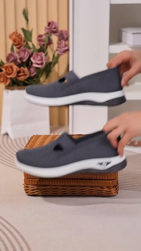 Women's Casual Shoes with One Foot, Plus Size Women's Shoes, Single Shoes, Fly Woven Breathable Cloth Shoes