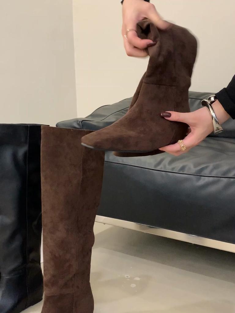 Eilyken Moda Autunno Inverno Stivali sopra il ginocchio a punta plissettati con zeppa da donna Scarpe lunghe Botas Largas Mujer
