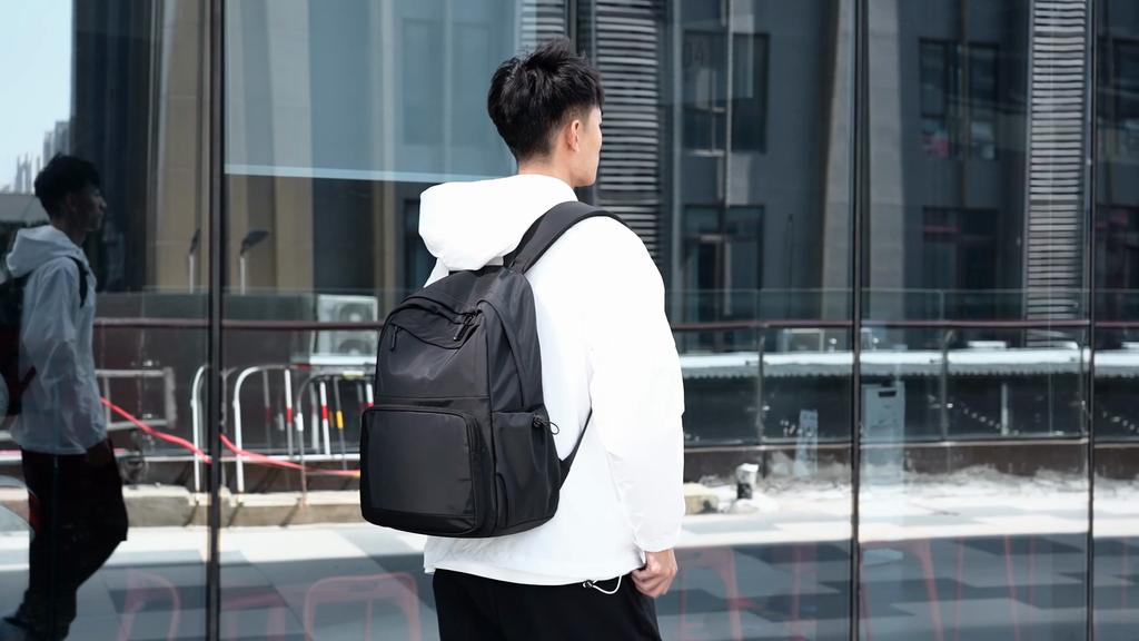 Business Backpack Men's Large Capacity Travel Backpack Water-Repellent Computer Bag