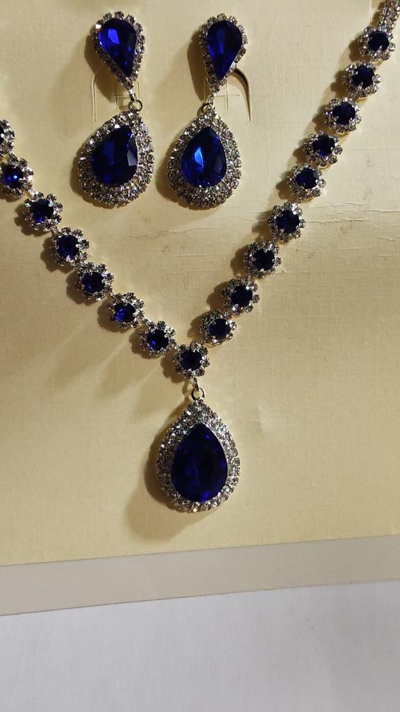 Set Di Gioielli In Cristallo A Goccia - Collana, Orecchini E Anello Con Strass - Regalo Per Fidanzata, Mamma O Amica (Blu E Verde)