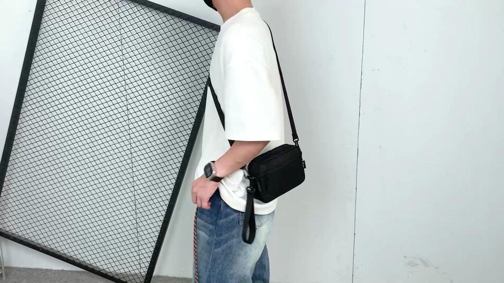 Men's Shoulder Bag Water-repellent Mobile Phone Crossbody Bag