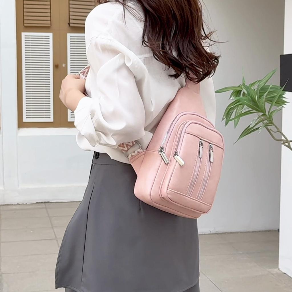 Soft Leather Chest Bag Women Crossbody Bag Large Capacity Shoulder Bag