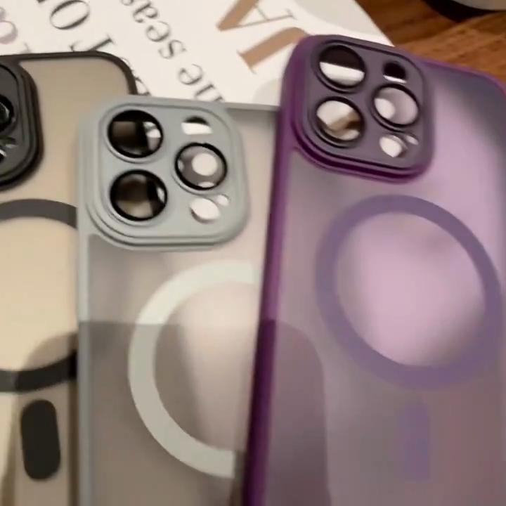 Magnetic Luxury Armor Shockproof Case For iPhone 16 15 14 13 Pro Max Plus For Magsafe Wireless Charge Cover Matte Translucent PC