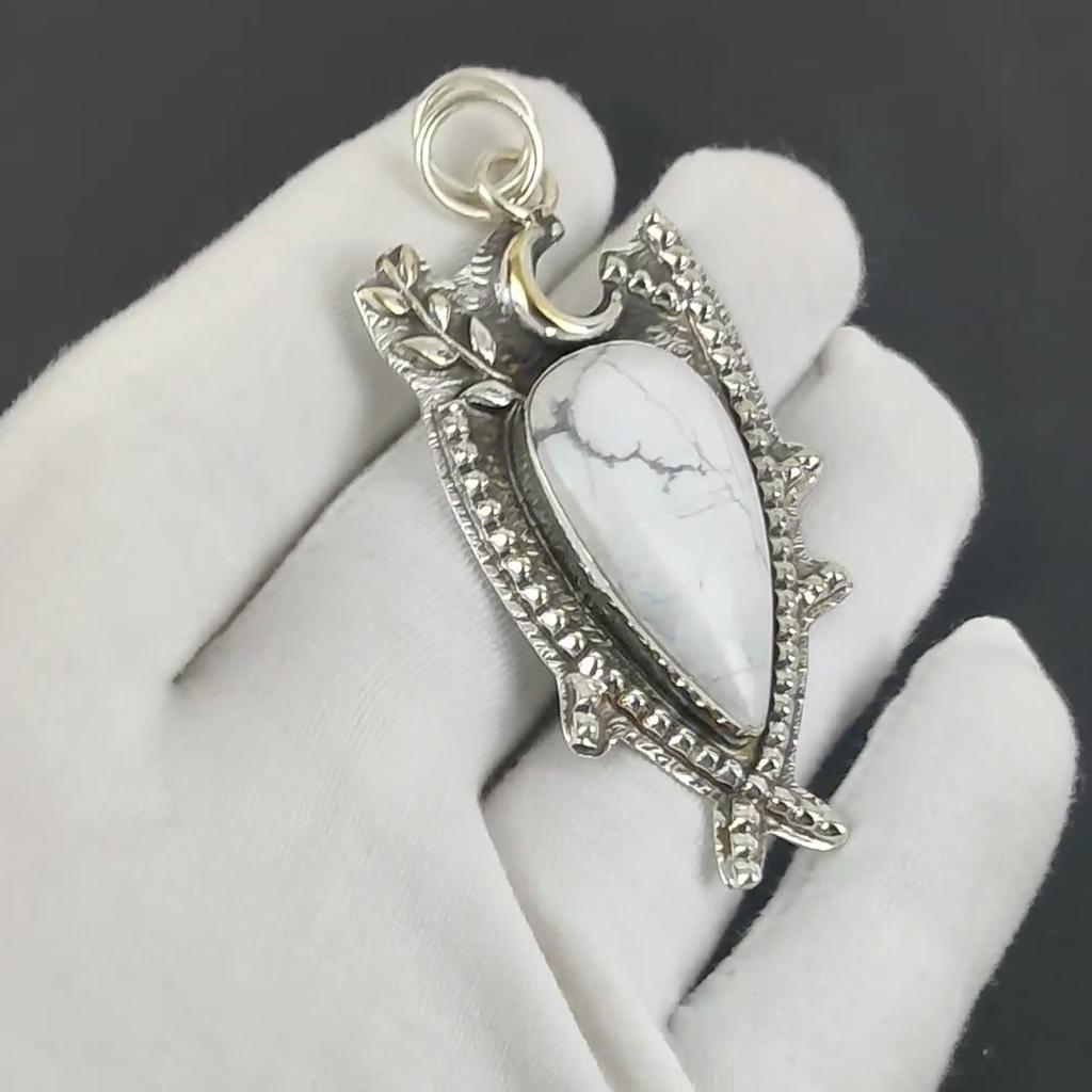 Natural Howlite Gemstone Silver Pendant In 925 Sterling Silver- Handmade Design, Everyday Wear Jewelry, Unique Pendant Wadding Gift