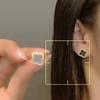 Orecchini Trifoglio Quattro Foglie Guscio Naturale Orecchini di Lusso Orecchini Grigio Iridescenti Orecchini Minimalisti di Alta Gamma per Donna