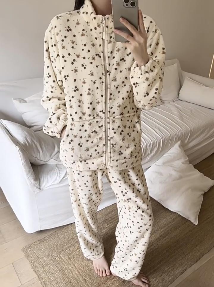 Winter Pajamas Women's Cute Plush Thick Zipper Warm Home Clothes Set