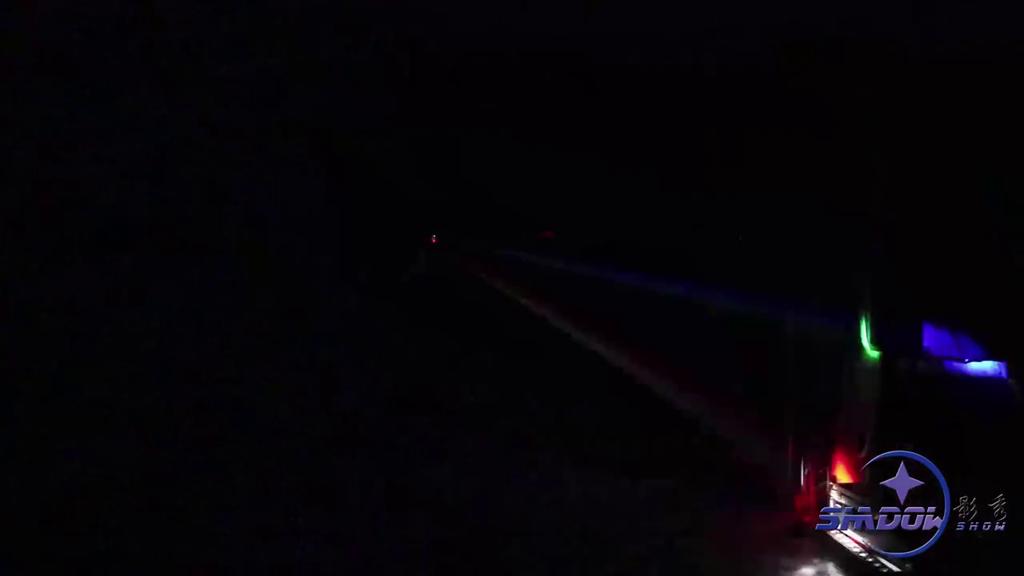 AC90-240V 40W RGBW 7/15 Kanäle LEDs Bühnenlicht Beleuchtungskörper Unterstützt DMX512/Sound