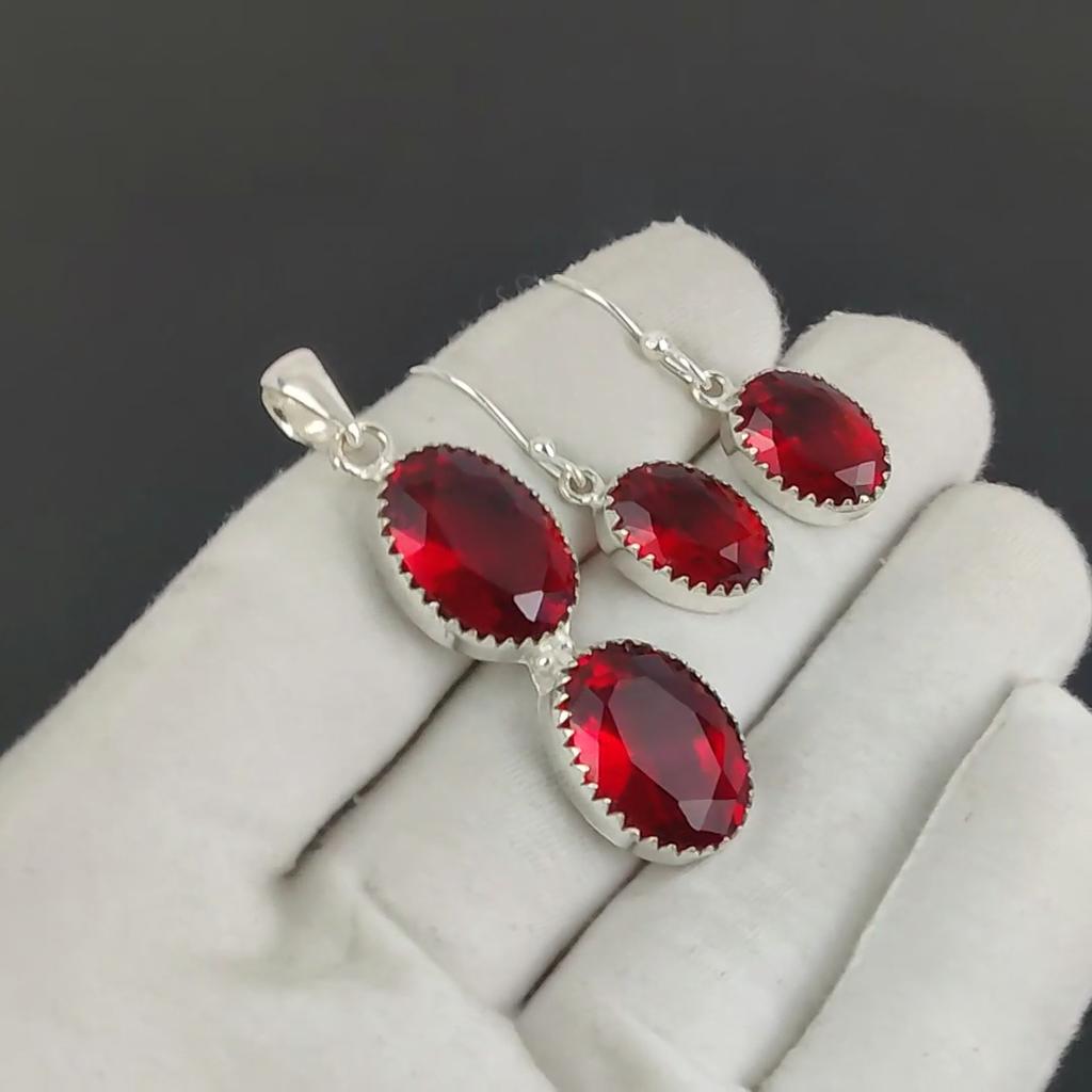 Beautiful Red Garnet Pendant Set, Red Garnet Gemstone Handmade 925 Sterling Silver Earring Pendant Set For Women Pendant Mother's Day Gift