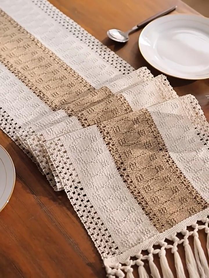 Scandinavian Style Linen Table Runner - Color Block Fringe Decor for Coffee Tables & TV Consoles