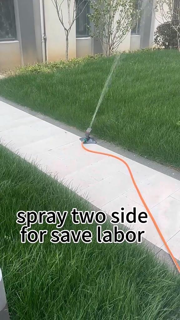 Oscillating Sprinkler Automatic Garden Sprinkler Adjustable Flow Lawn Swing Sprinkler Watering Device for Plants Grasses Flowers