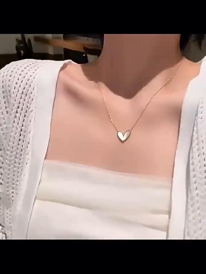Ins vento dourado amor colar feminino nicho moda luxo leve corrente da clavícula design personalizado versátil simples colar