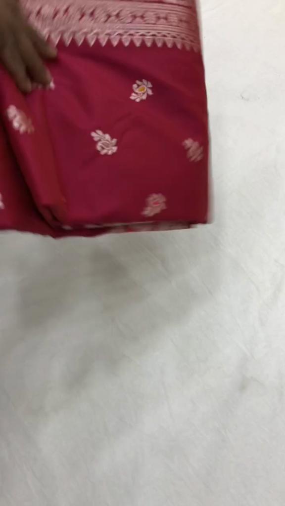 Soft Banarasi silk saree with zari weaving Meenakari touchup design all over the saree