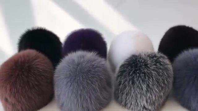 New Russia Winter Real Fur Hat Outdoor Warm Knitted Women Real Fox Fur Bomber Hats Lady Luxury Quality Genuine Fox Fur Caps