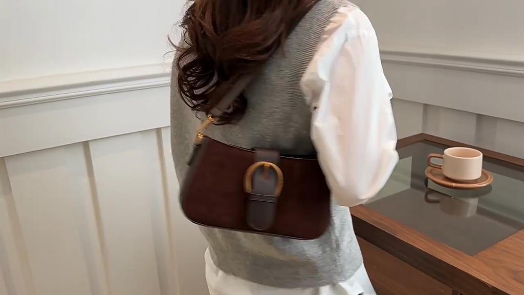 Yogodlns Høst og Vinter Dame Lett Ensfarget Liten Skulderveske Chic PU Lær Gullfarget Maskinvare Firkantet Underarmsveske