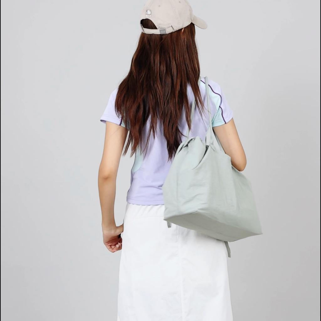 Large Capacity Drawstring Shoulder Bag Sport Lightweight Tote Bag Commuter Travel Storage Bag