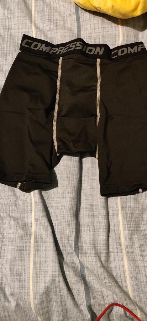 shorts with underlayer