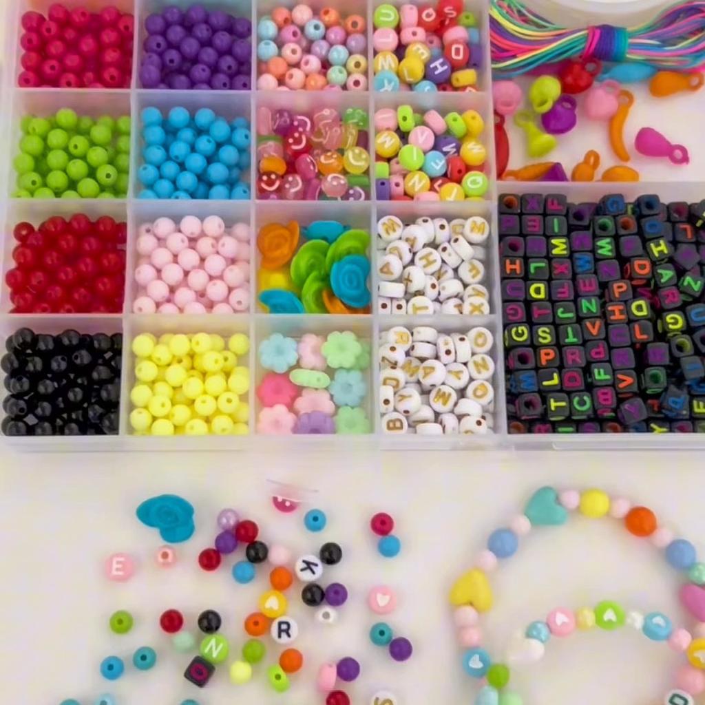 26box/bag Acrylic Letter Beads Charm Pendants Elastic Line Thread Cord For DIY Accessories Jewelry Making