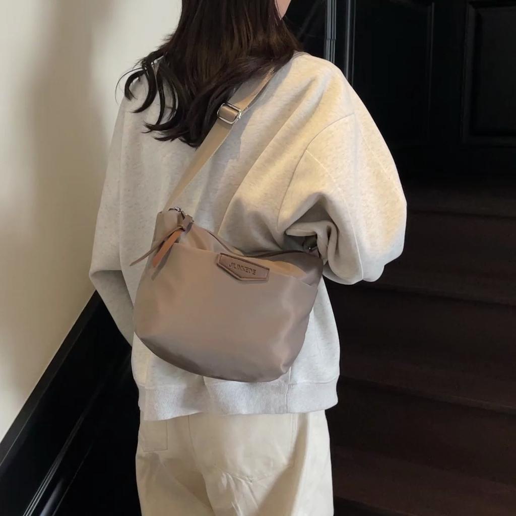 Shoulder Bag Women's Bag Lightweight Multi-Compartment Mother Bag