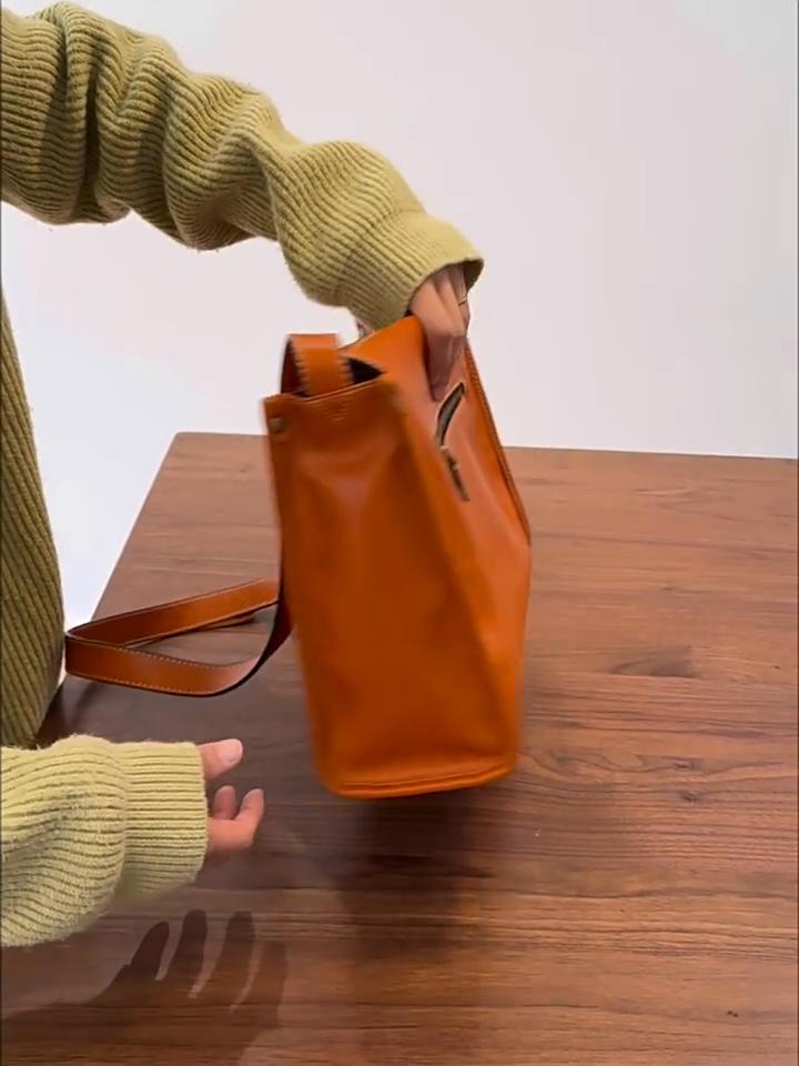 Johnature Genuine Leather Large Capacity Women's Bag Versatile Commuting Soft Cowhide Shoulder Crossbody Bag