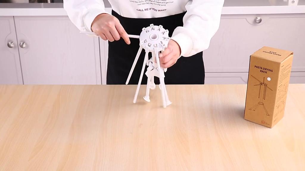 Foldable Pasta Drying Rack, Plastic Collapsible Spaghetti Hanger Noodle Dryer Stand with 10 Bar Handles for Homemade Fresh Pasta,Stable,Easy Storage