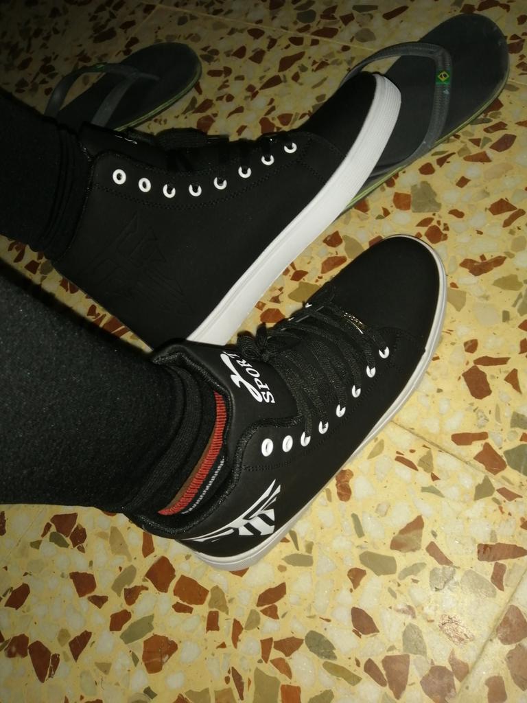 Zapatillas de deporte de alta calidad para mujer, botas deportivas con  plataforma de piel cálida, zapatos de nieve Unisex, baloncesto de talla  grande, Blanco nuevo|Botas de nieve| - AliExpress