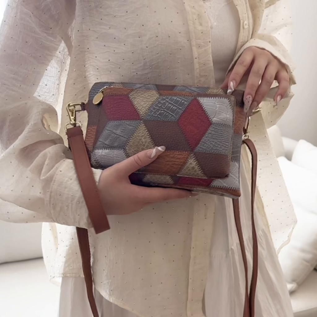 Kvinners fargeblokkveske Mykt lær Crossbody-veske Flerlags skulderveske Middelaldrende morsveske