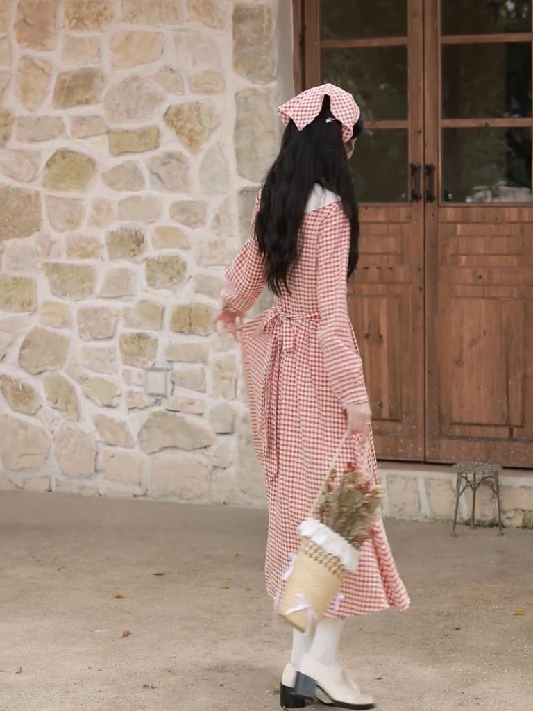Cottagecore Spring Autumn Women Sweet Dress Ruffled Collar Red Plaid Floral Embroidery Dress Mori Girl Elegant Dress With Scarf