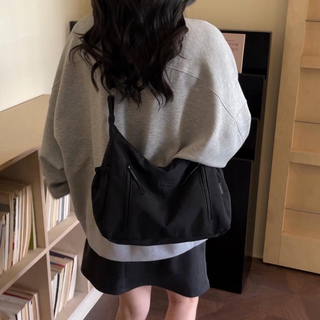 Nylon Shoulder Bag Women Casual Everyday Tote Bag with Zipper Pockets and Adjustable Strap