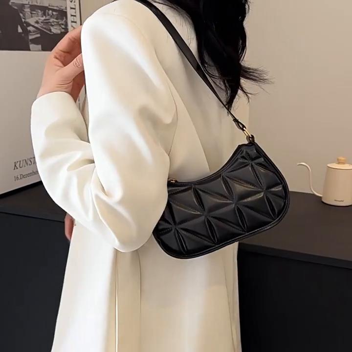 Fashion Female Underarm Shopping Bag Retro Casual Women Totes Shoulder Bags Female Leather Solid Color Handbag