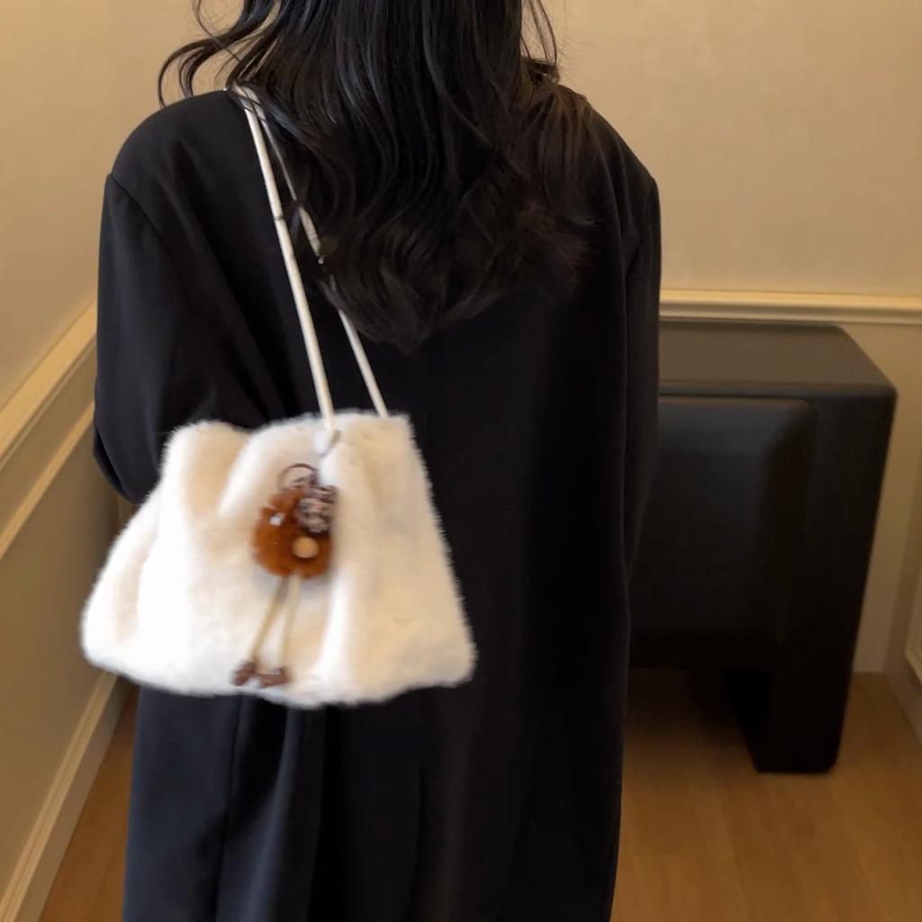 Borsa di peluche Borsa a spalla da pendolare da donna Borsa tote a tinta unita