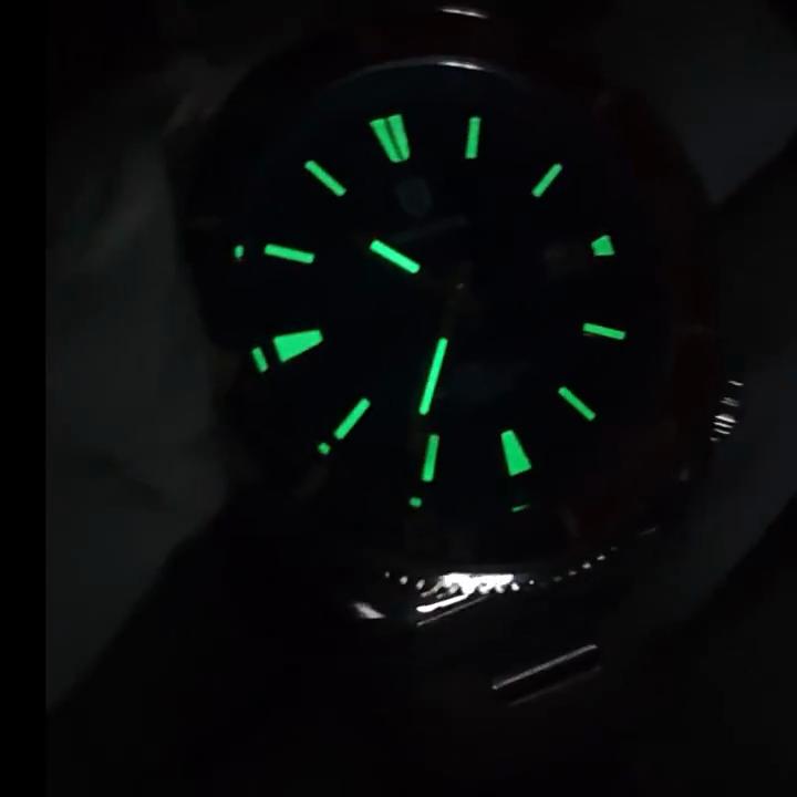 Business Mens Analog Watches Wateproof Diving Watch Luminous Dial Steel Band Daily Calendar Quartz Watch