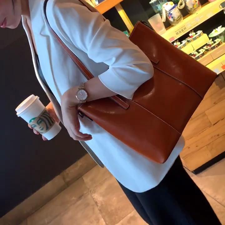 Geantă de damă din piele nouă în stil coreean cu ceară de ulei, geantă de umăr portabilă versatilă