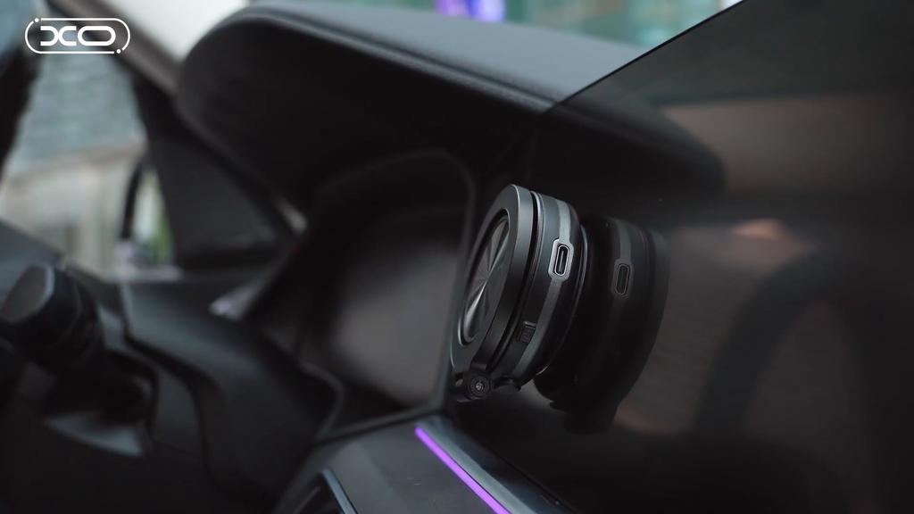 Electric Suction Cup Car Phone Mount, 360° Rotation, Magnetic & Suction Modes, Foldable Design, Universal