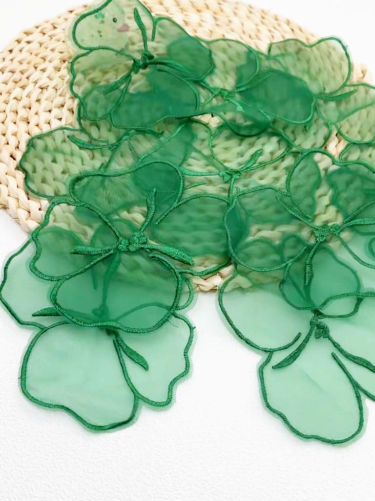 10 db Zöld Félig Átlátszó Hímzett Csipke Virágok Rátétek Applikáció Ruházati Folt Díszítés