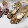 Sommer Neue Kleine Mädchen Mode Hohl Pailletten Kinder Kristall Sandalen