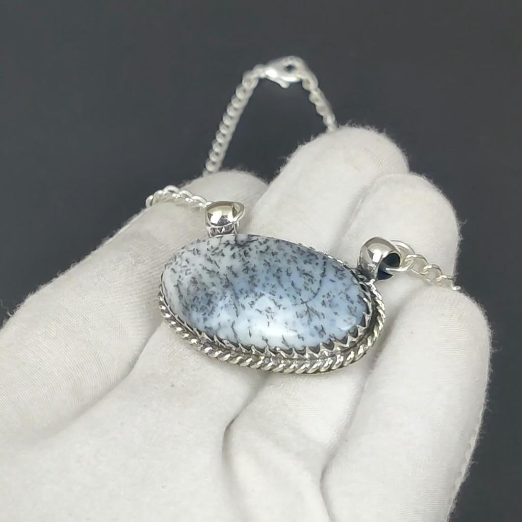 Collier en argent sterling 925 fait à la main avec pierre précieuse d'opale de dendrite Collier de bijoux fait à la main en opale de dendrite naturelle pour femme Collier pour elle