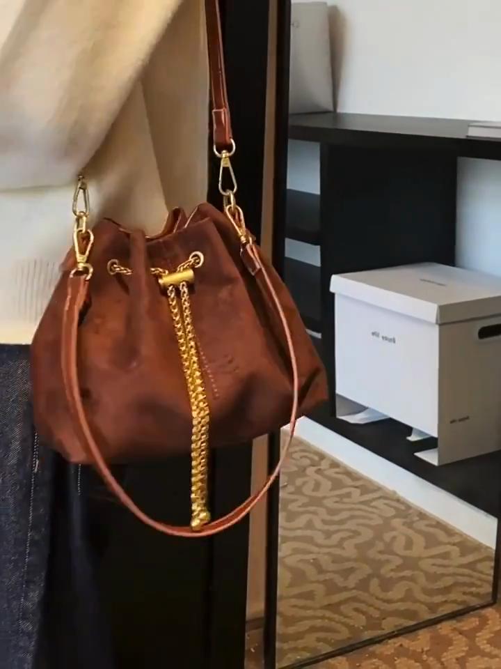 Yogodlns Faux Suede Shoulder Bag Simple Commuting Crossbody Bags Thread String Women's Handbags Sewing Sweet Bags for Women