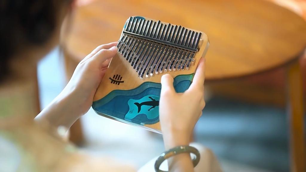 Resin Kalimba 21 Keys Fingers Piano Professional Musical Leisure and Entertainment Gift