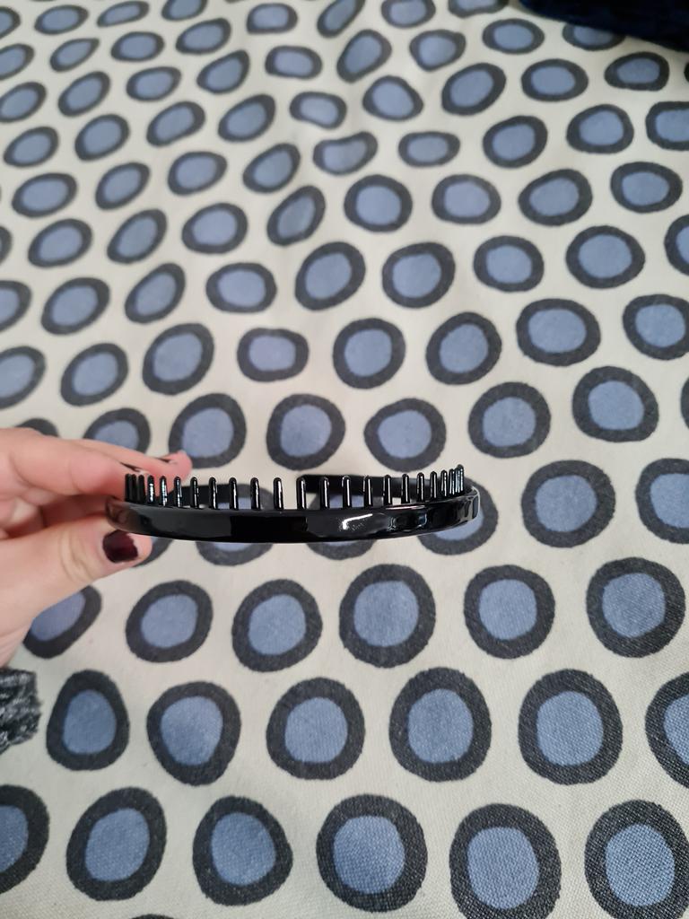 Mens Toothed Sports Football Soccer Headband Hair Band Black Portable Gift VG