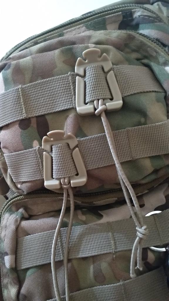 elastic backpack straps