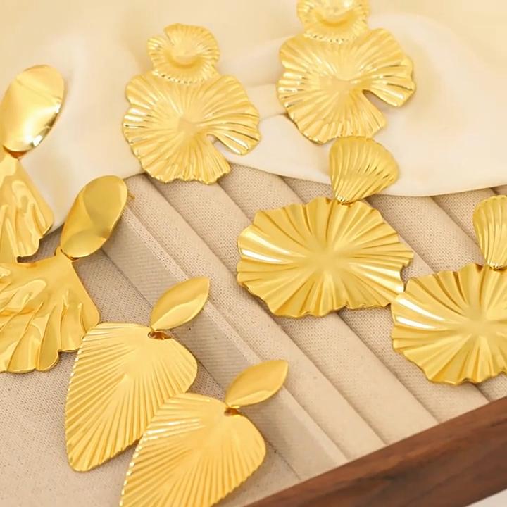 Advanced Metal Textured Leaf Pendant Big Earrings Women's Exaggerated Fashion Party Jewelry Gold Color Geometry Drop Earring