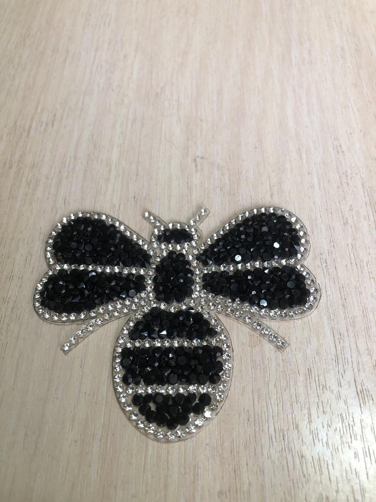 Toppa Termoadesiva Con Paillettes E Strass - Applicazione A Forma Di Rossetto, 9 Cm, Per Abiti E Accessori